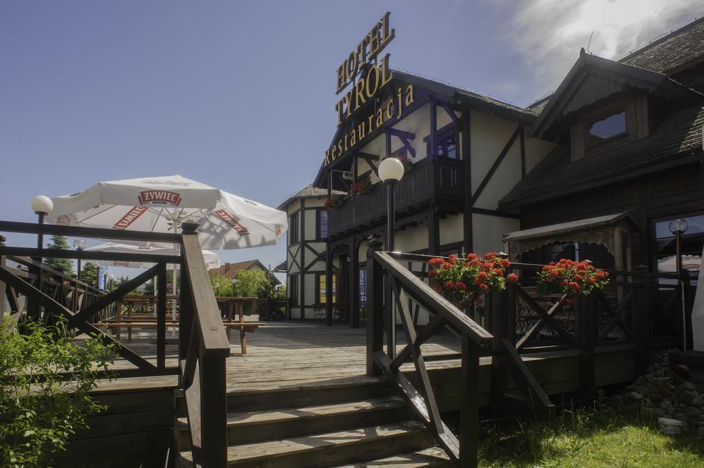 Hotel Tyrol I Restauracja Zycie Gruzji Osielsko Екстер'єр фото